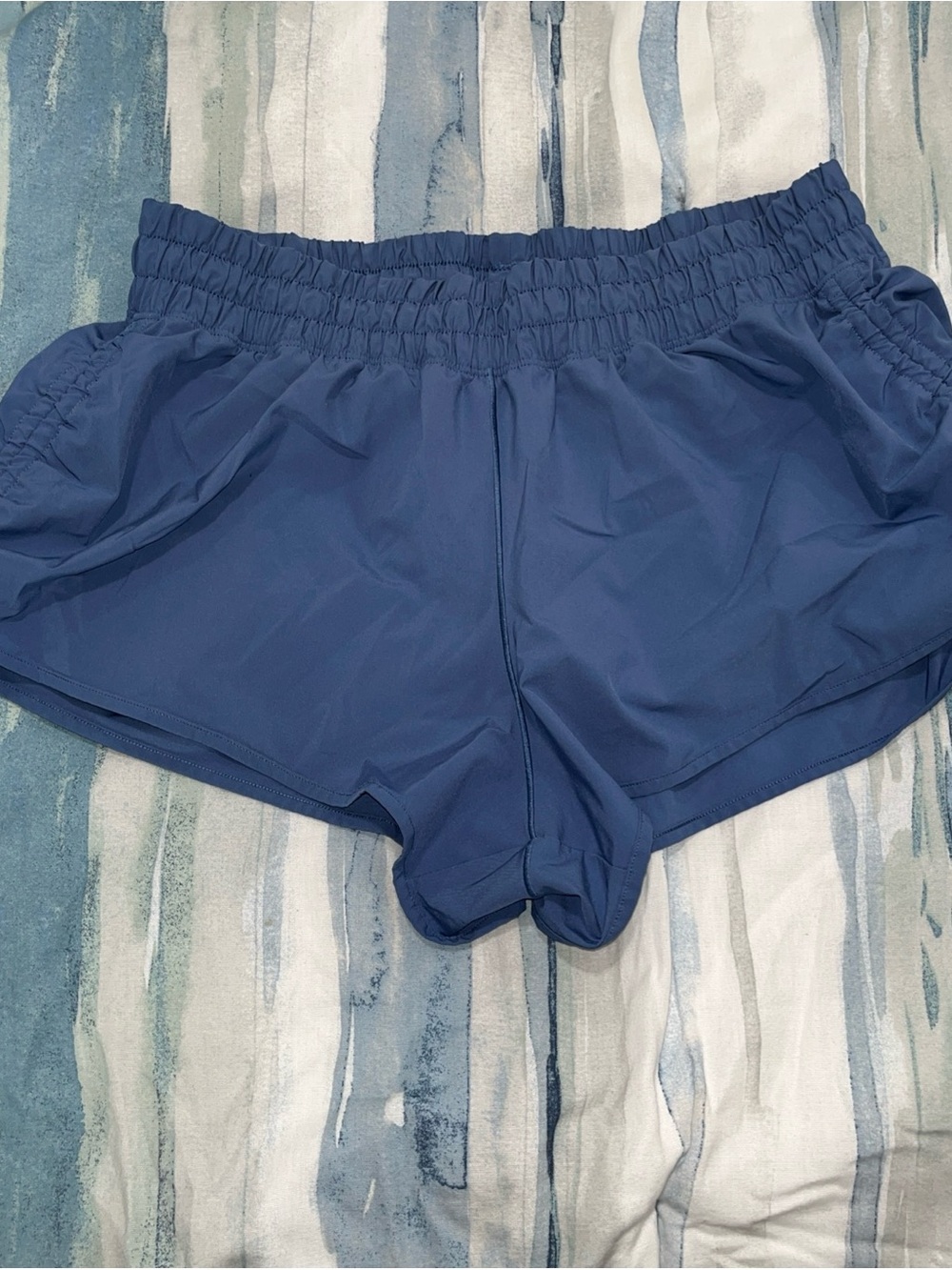 Offline by Aerie Athletic Blue Elastic-Waist Performance Shorts Medium